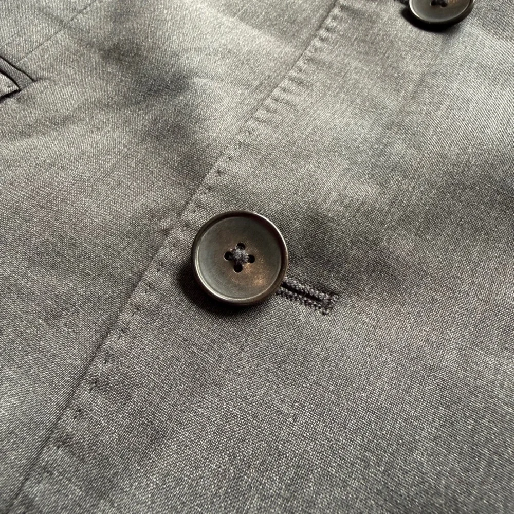 Hugo Boss Mens 40R Charcoal Gray Stretch Tailoring Wool Blazer Sport Coat 40 R